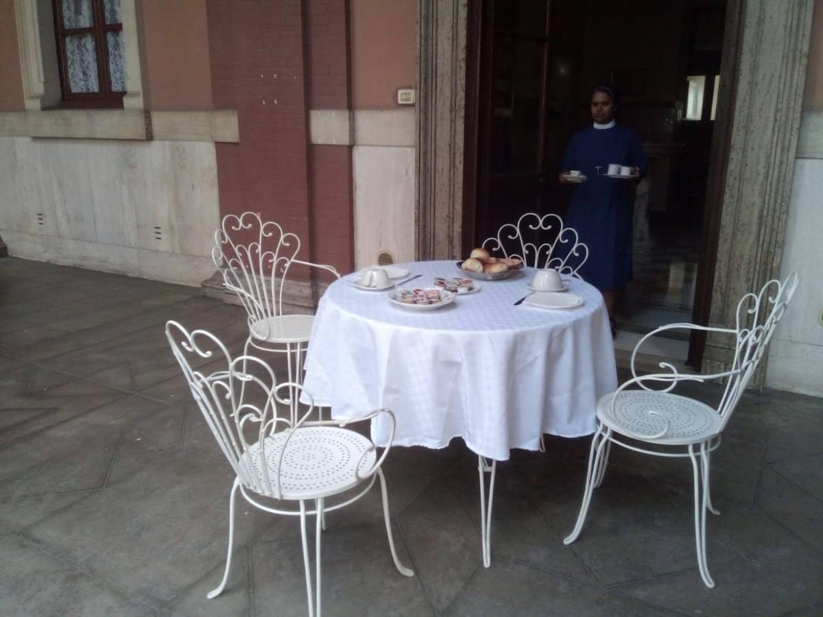 Casa S. Giuseppe Di Cluny Bed and breakfast *